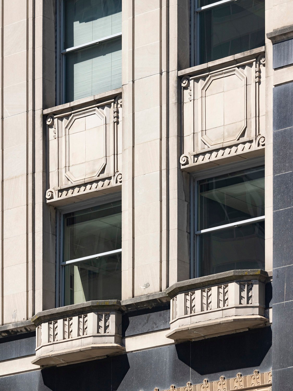 Third-floor windows, terracotta piers and spandrels on the Suburban Station, Philadelphia