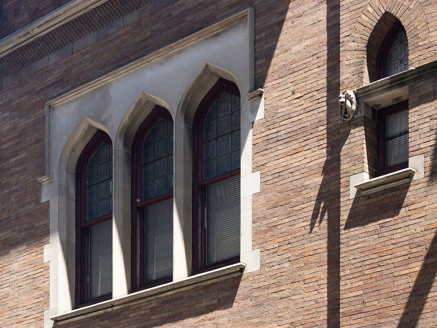 Second-floor triple window on the west elevation of the Clarence B. Moore Residence, Philadelphia
