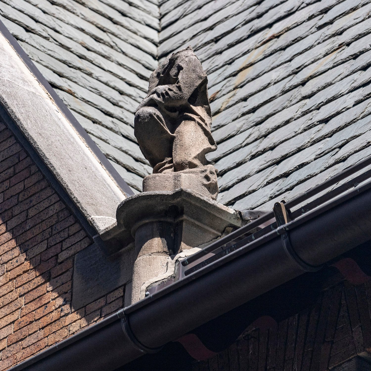 Headless statue on the west elevation of the Clarence B. Moore Residence, Philadelphia