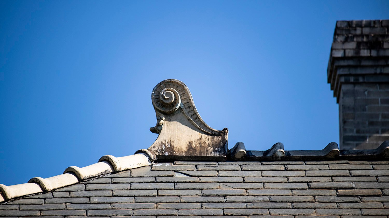 Roof finial on the V.H. Kriegshaber Residence, Atlanta