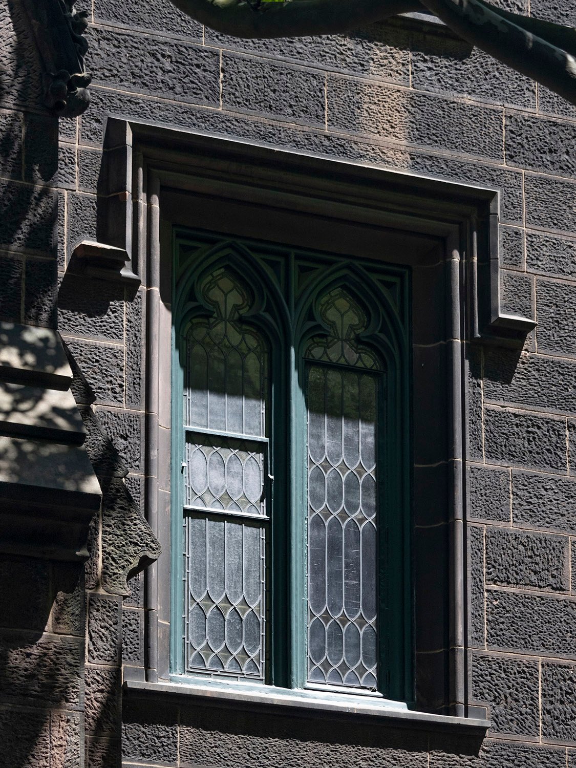 Second-floor window on the south elevation of the Parish House, First Presbyterian Church, New York