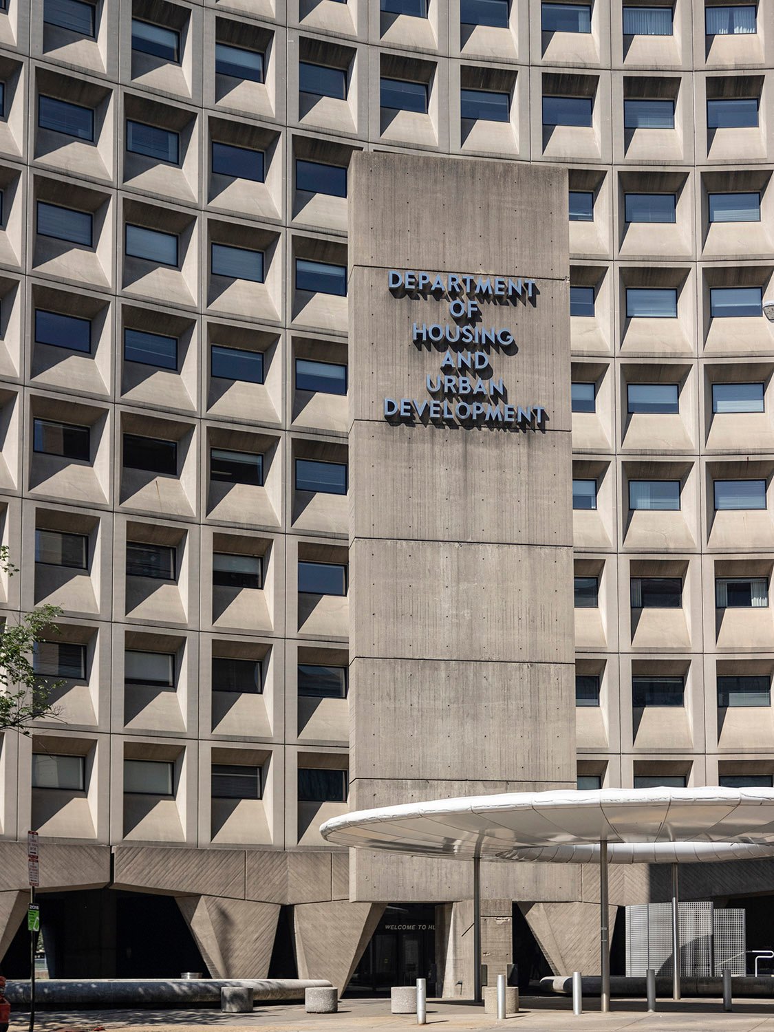 Entrance of the Department of Housing and Urban Development