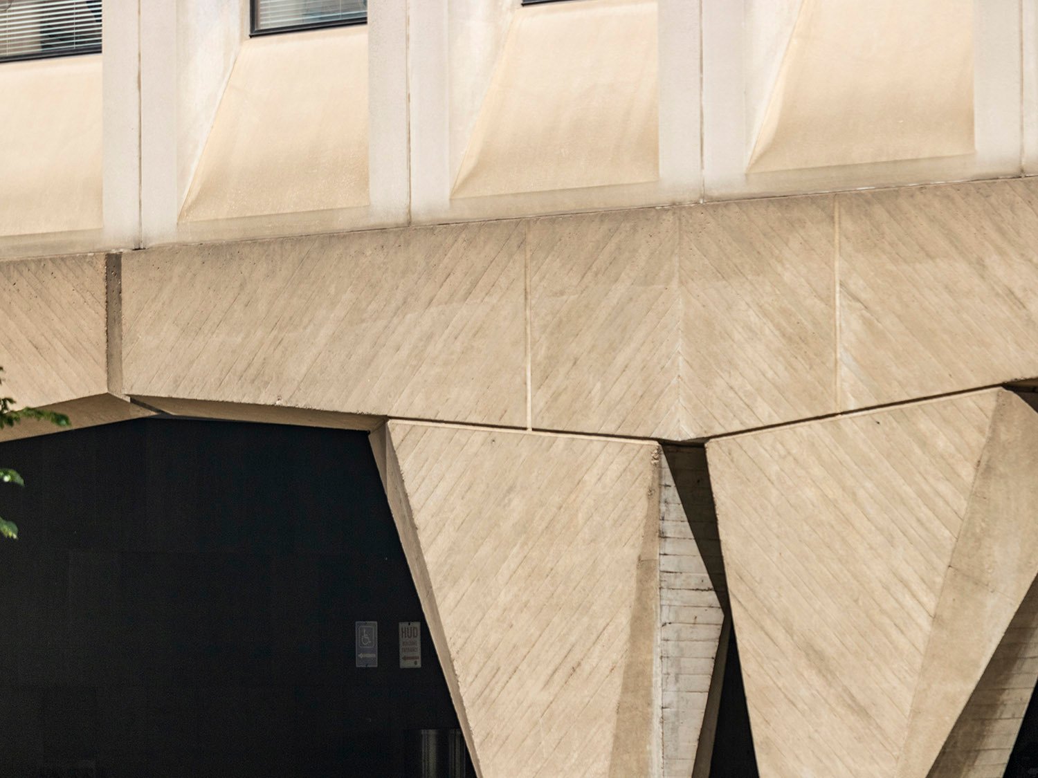 Columns on the entrance arcade of the Department of Housing and Urban Development