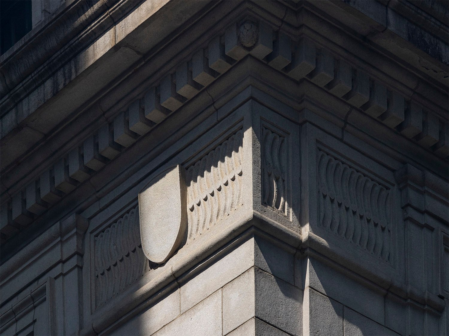 Cartouche and frieze on the United States Post Office and Courthouse, Atlanta